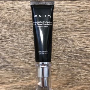Mally Complexion Perfection Foundation